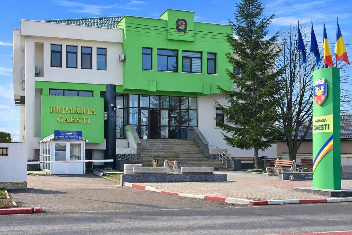 Primăria Orașului Găești